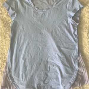 Light Blue Flowy Lulu Lemon Shirt Size 2/4